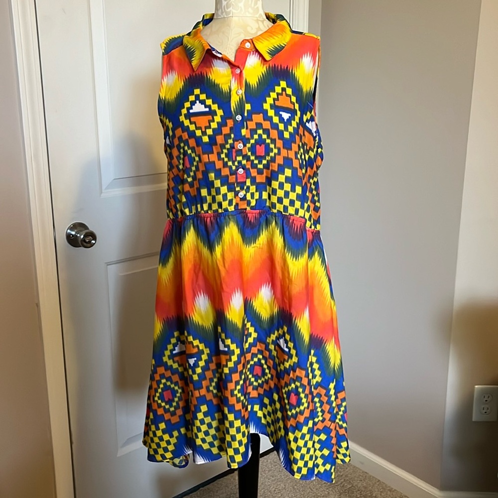 Apollo L sleeveless dress with collar, backless lightweight, polyester like new